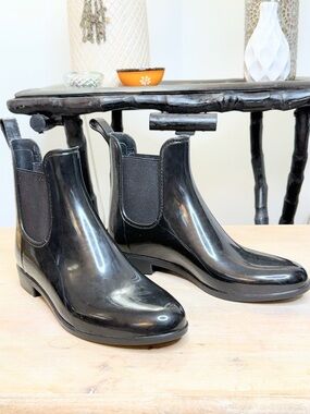 J.Crew Chelsea Rain Boots Black Rubber Ankle Boot Womens Size 8 Waterproof